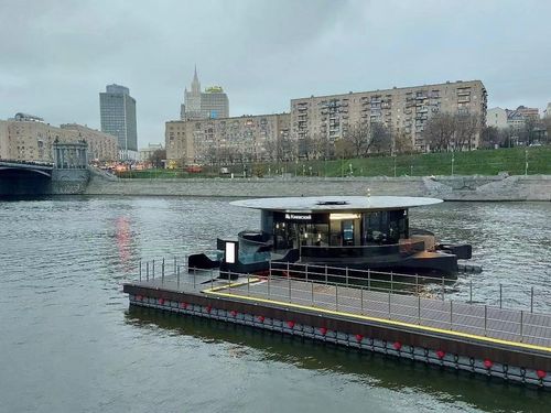 Τελευταίες εταιρικές λύσεις σχετικά με Όλες οι νέες αποβάθρες πλοίων της Μόσχας εγκαταστάθηκαν με το εξωτερικό μας πάτωμα IP65 που στέκεται ως ενημερωτικό πάνελ.