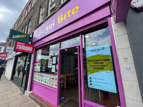 Τελευταίες εταιρικές λύσεις σχετικά με παράθυρα με οθόνη υψηλής φωτεινότητας