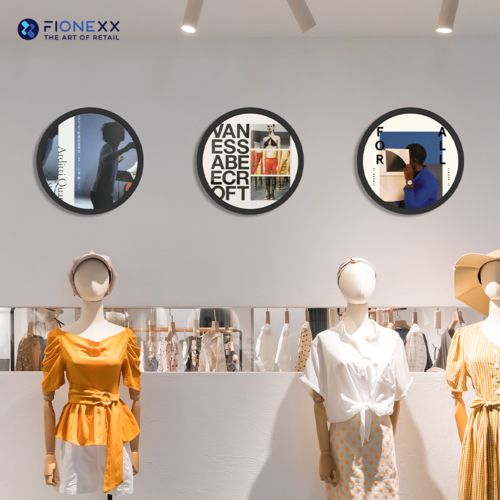 Τελευταίες εταιρικές λύσεις σχετικά με FIONEXX Κυκλική Οθόνη LCD Διαφήμισης